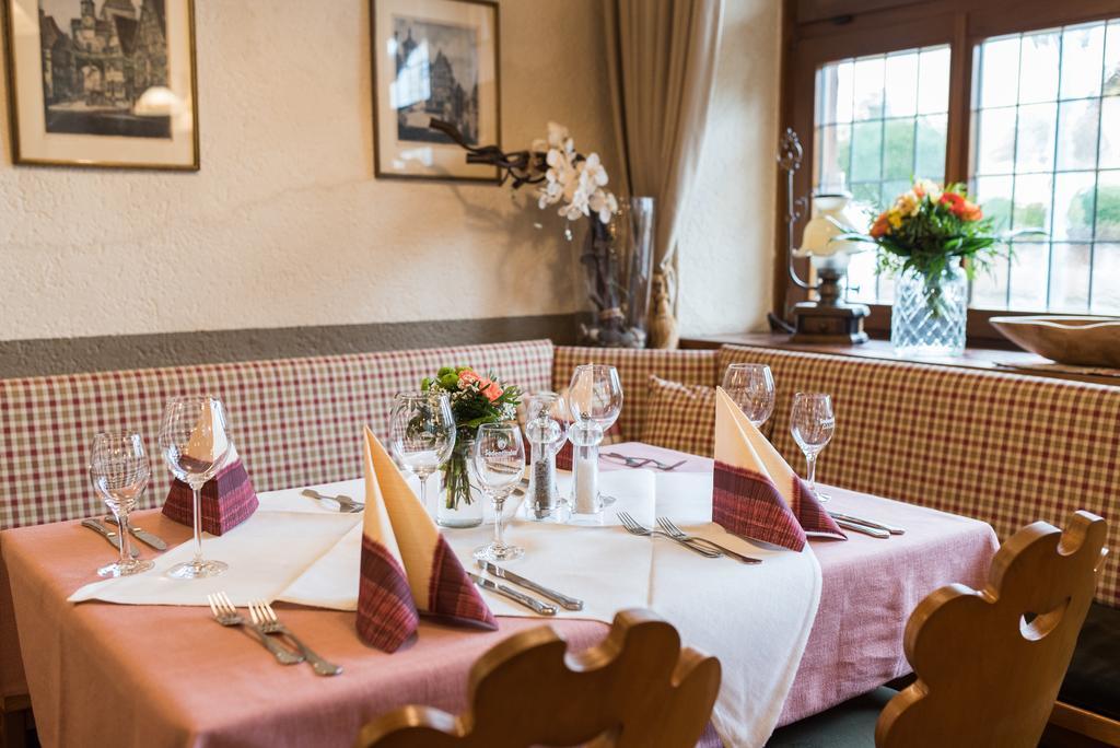 Hösbach Gasthaus Zum Specht מראה חיצוני תמונה